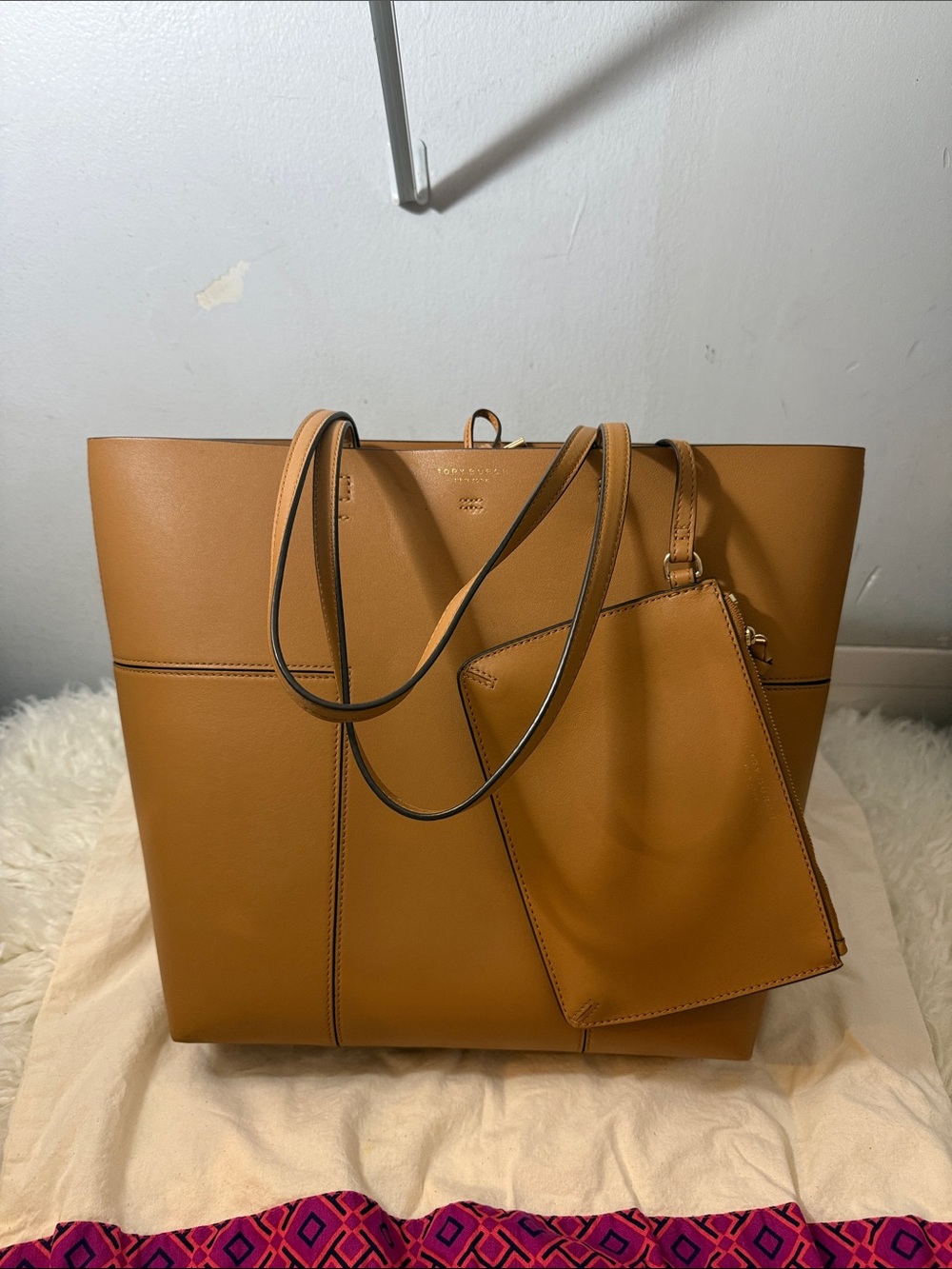 Tory Burch Cognac Leather Tote with Removable Pouch medium - Picture 4 of 14